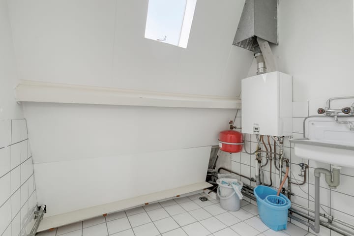 Foto 16 van Hobbemastraat 8-A