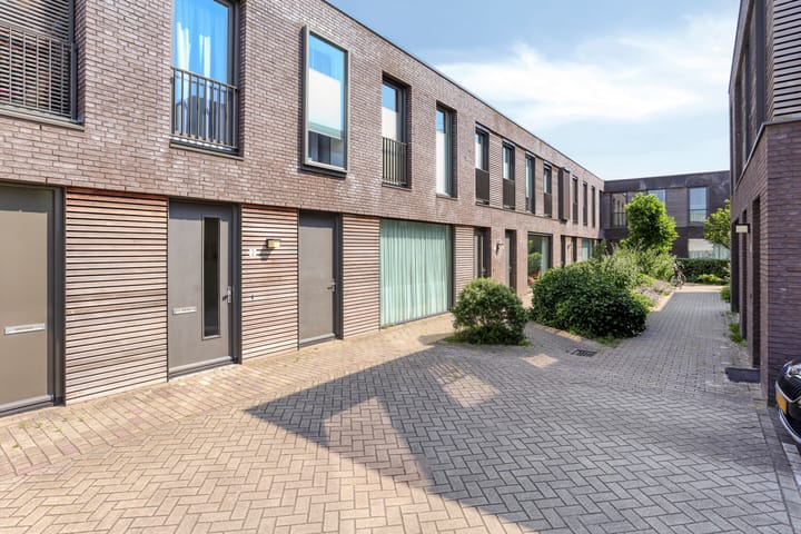 Foto 5 van Warmoeziershof 3