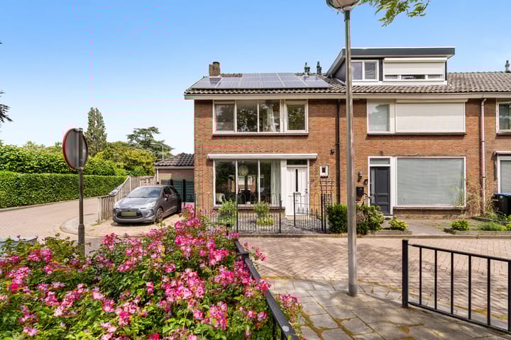 Foto 1 van Koninginnelaan 28