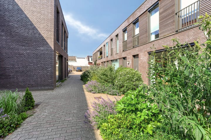 Foto 35 van Warmoeziershof 3