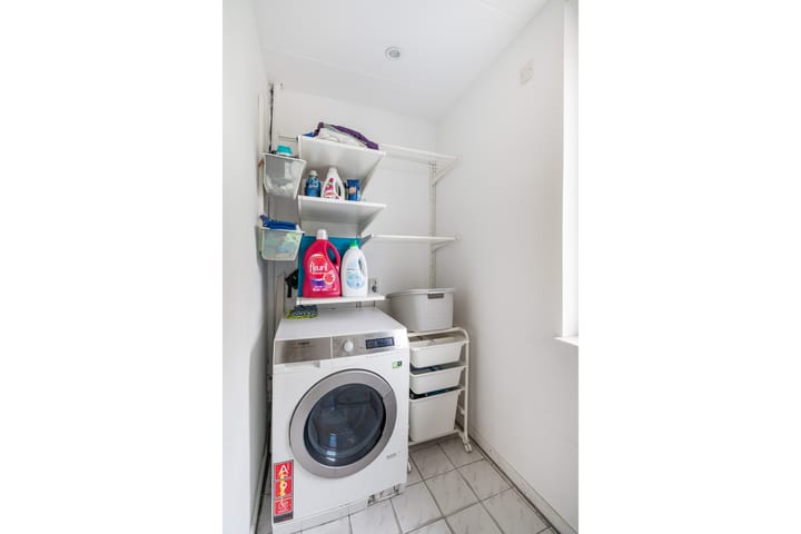 Foto 24 van Koninginnelaan 28