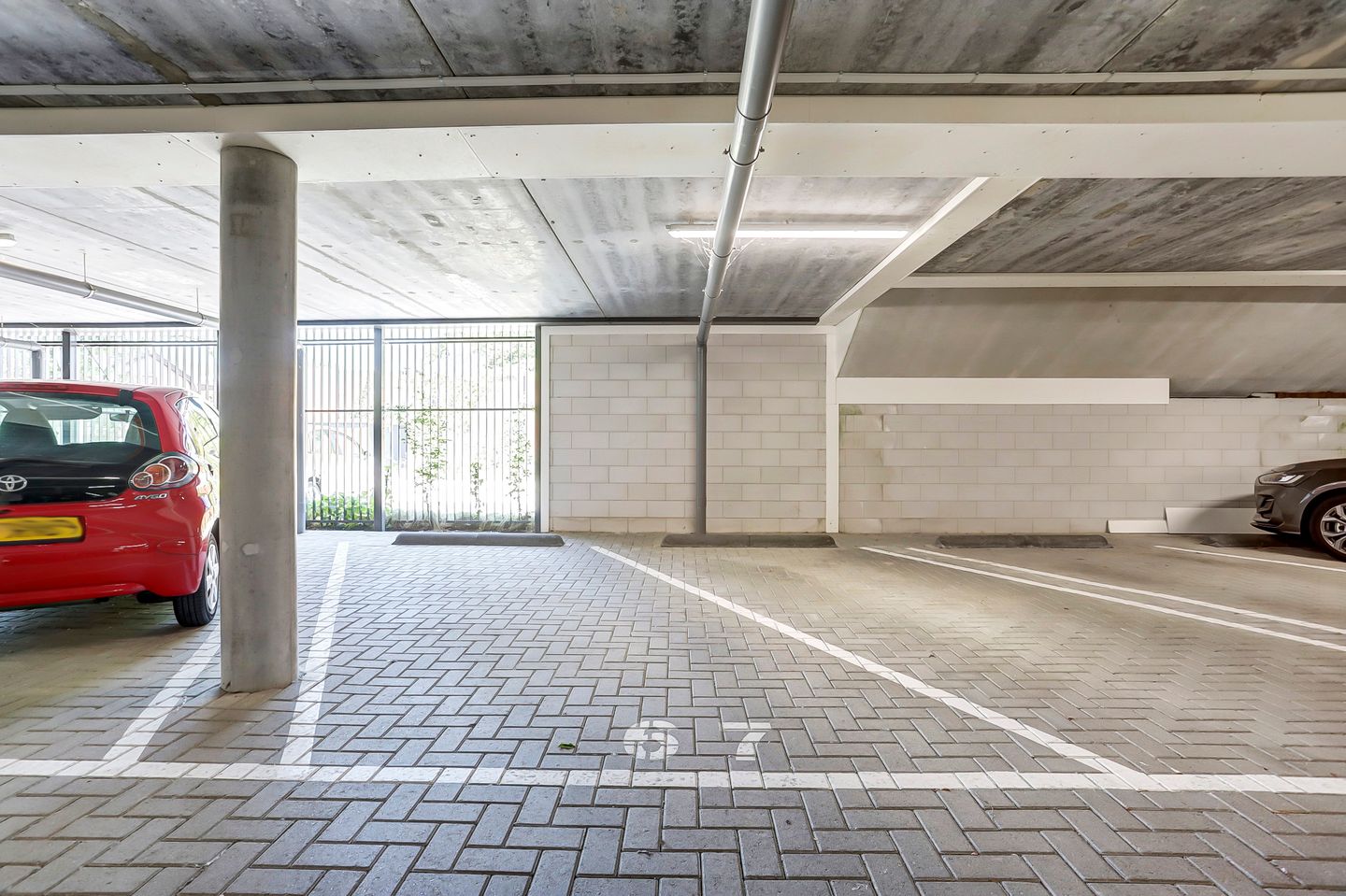 Foto 25 van Anton Geesinkstraat 86