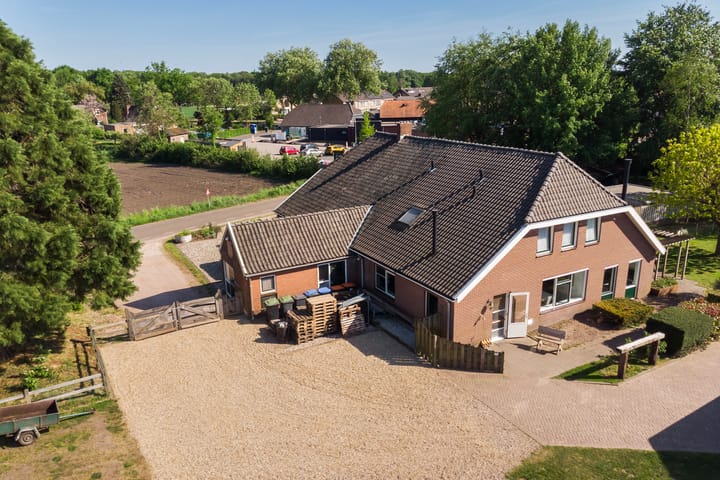 Foto 3 van Halseweg 1-C