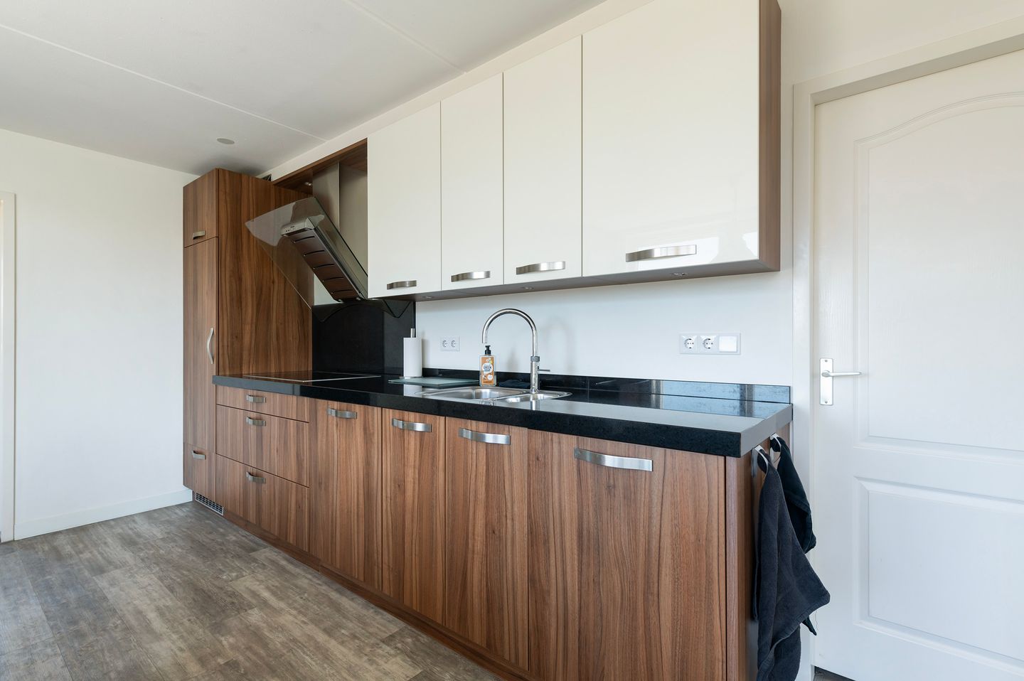 Foto 10 van Halseweg 1-C