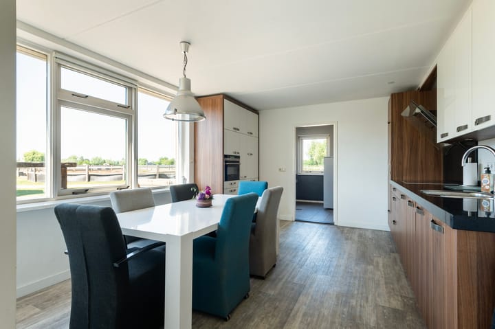 Foto 11 van Halseweg 1-C