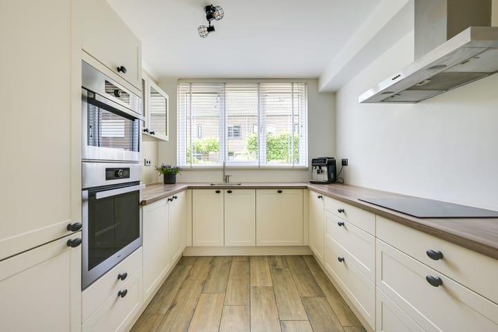 Foto 18 van Wilhelmina van Haeftendreef 16