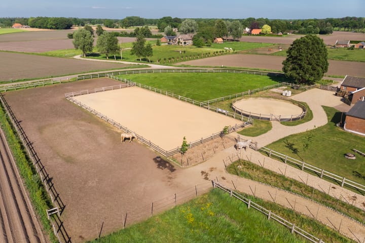 Foto 36 van Halseweg 1-C