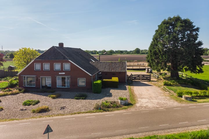 Foto 56 van Halseweg 1-C