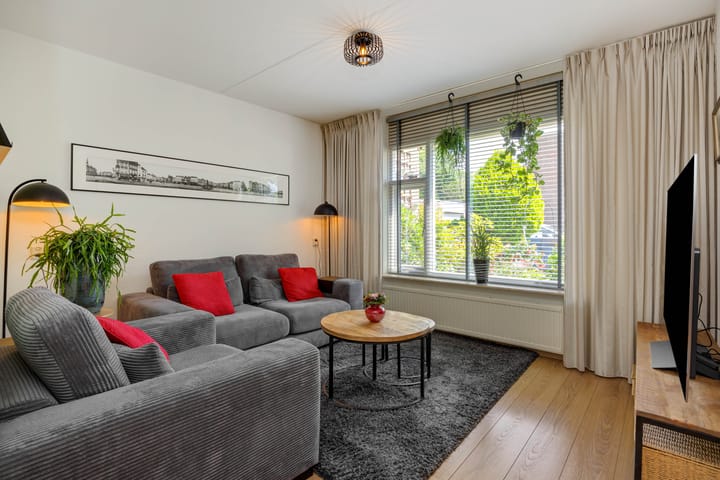 Foto 6 van Prins Clausstraat 8