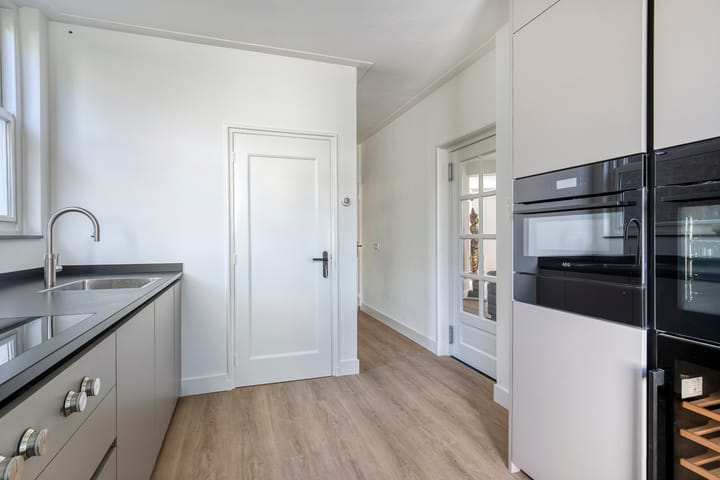 Photo 19 of Korte Burg 11