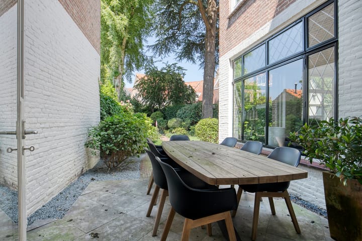 Photo 42 of Korte Burg 11