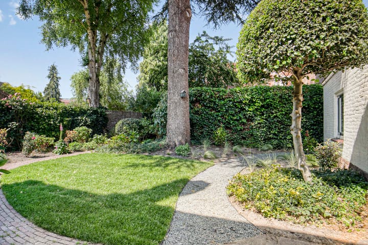 Photo 48 of Korte Burg 11