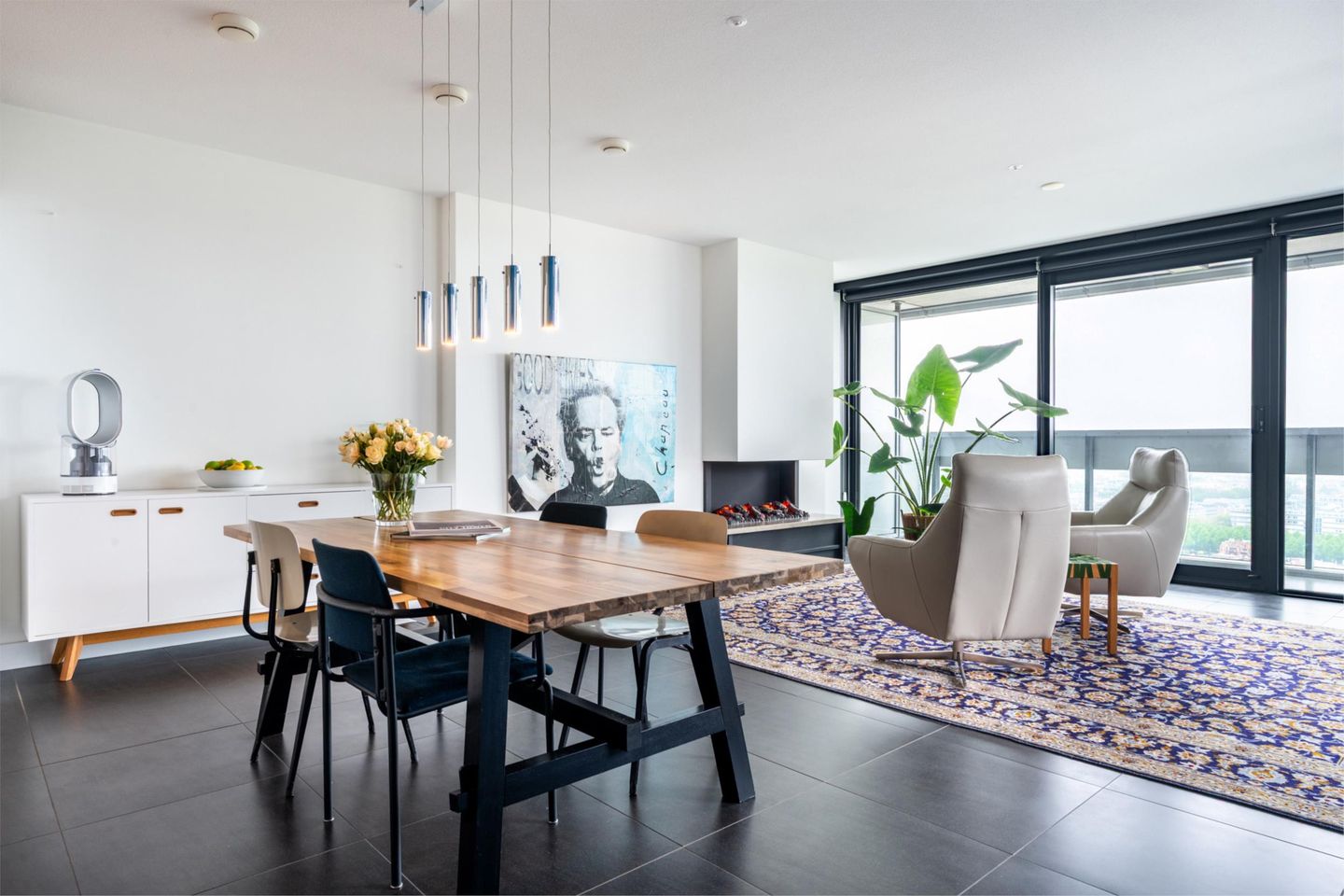 Foto 25 van Anna van Buerenplein 172