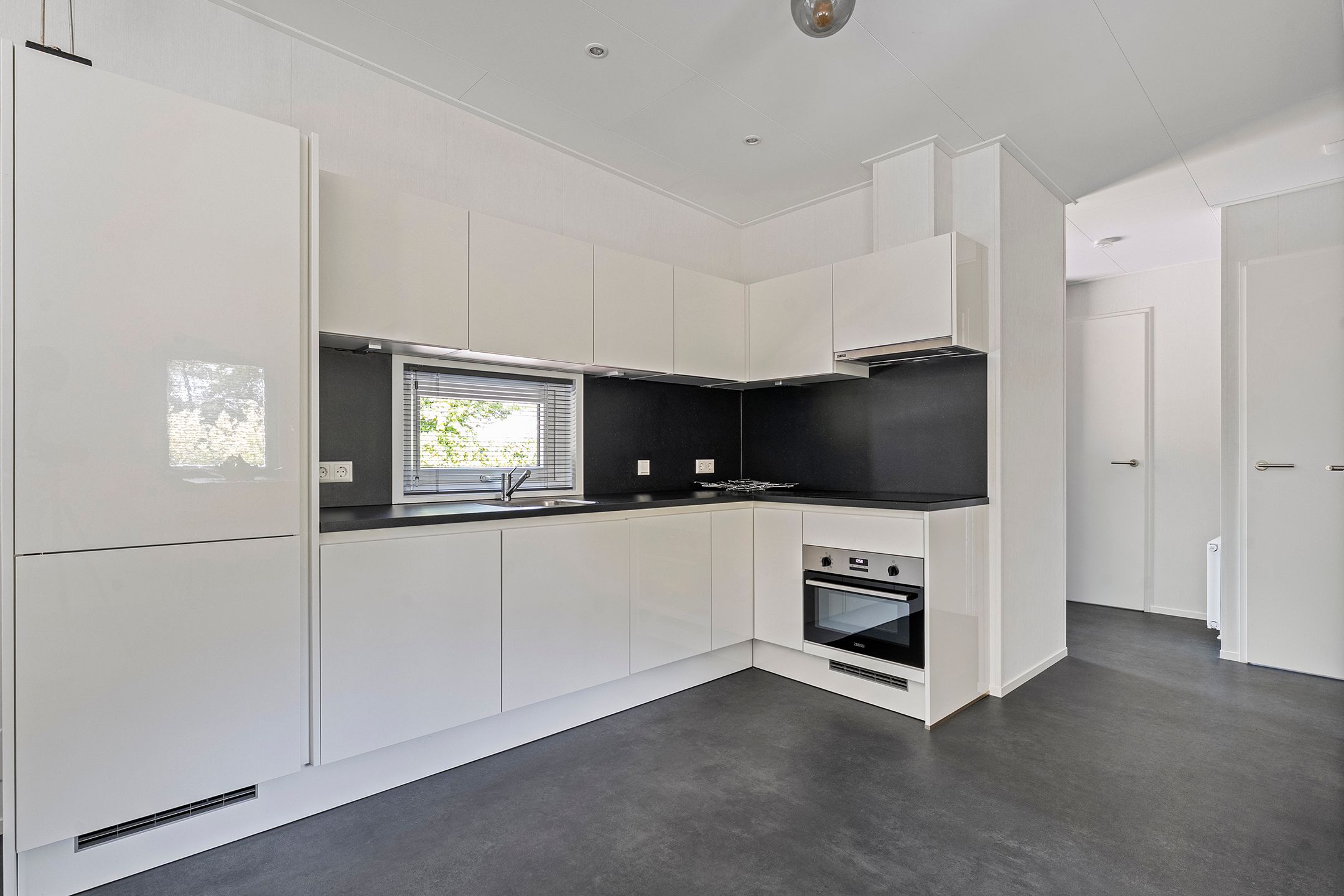 Photo 9 of Veldhuisweg 2-K