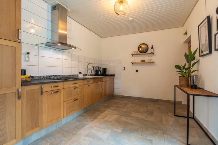 Foto 32 van Hoofdweg 214