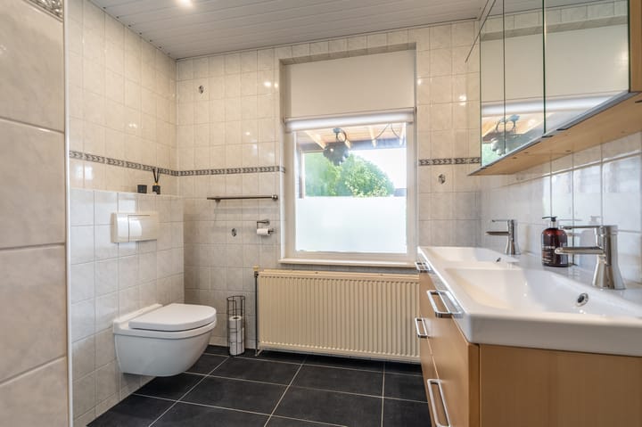 Foto 37 van Hoofdweg 214