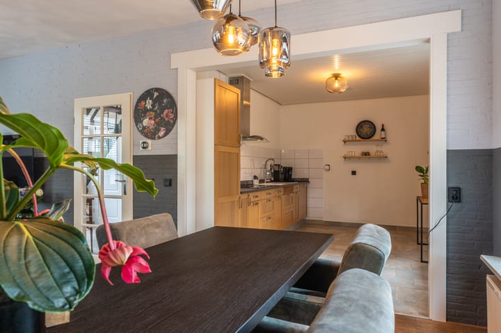 Foto 30 van Hoofdweg 214