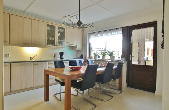 Foto 10 van Weurden 38-A