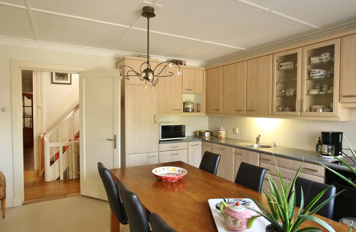 Foto 11 van Weurden 38-A