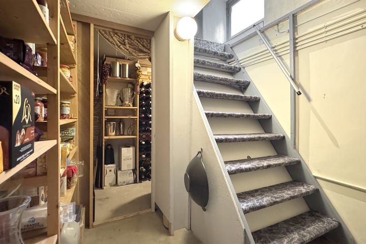 Photo 23 of Grintweg 11-A