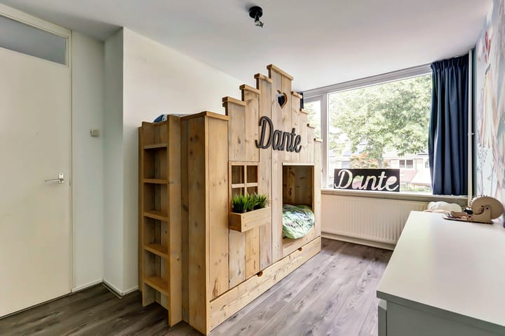 Foto 19 van Theo van Doesburgplantsoen 8