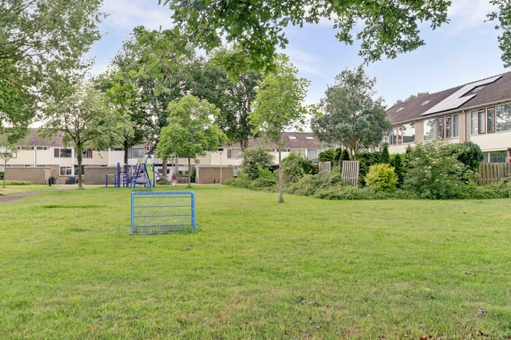 Foto 31 van Theo van Doesburgplantsoen 8