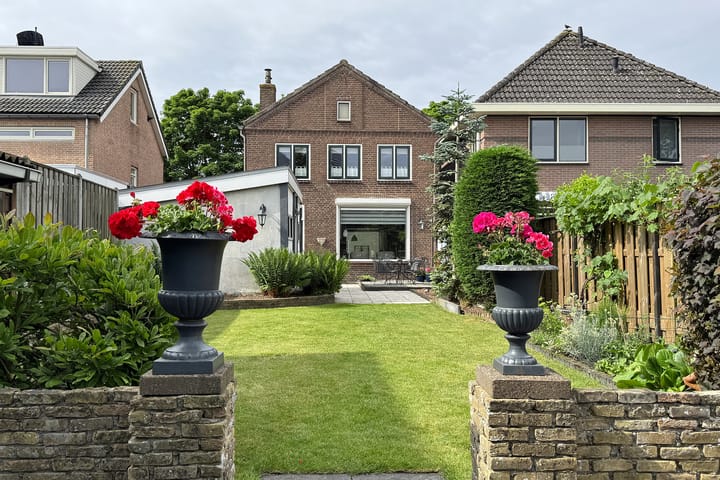 Photo 51 of Grintweg 11-A