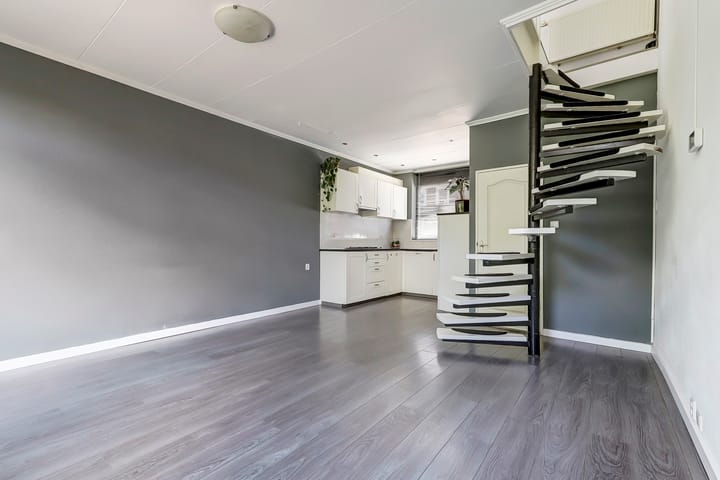 Foto 4 van Graaf van Bloisstraat 87