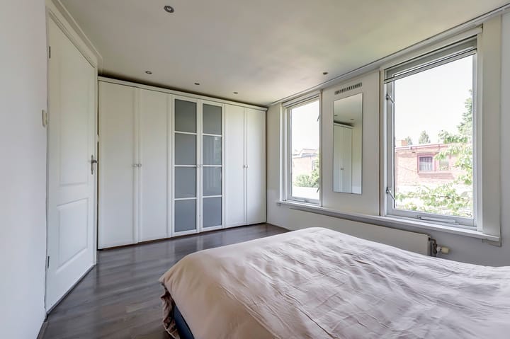 Foto 10 van Graaf van Bloisstraat 87