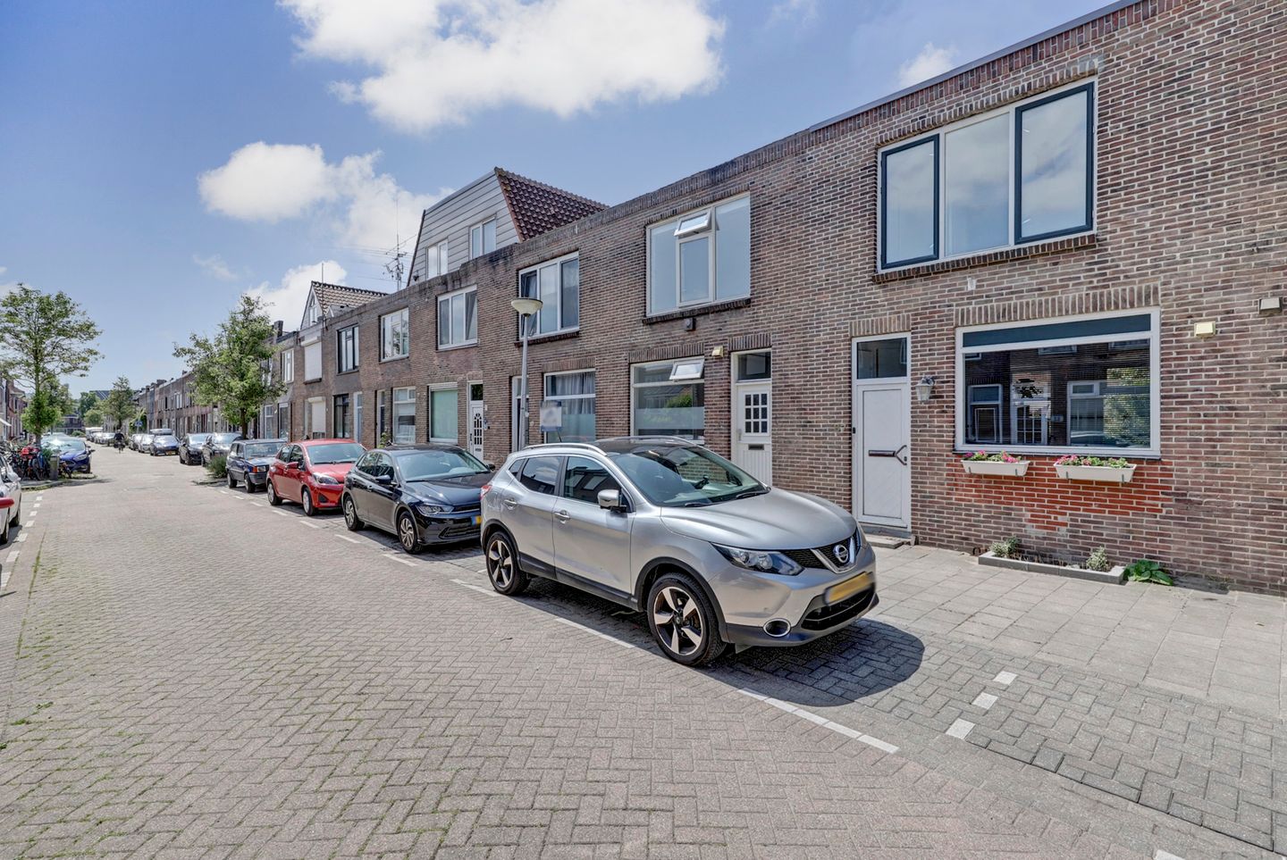 Photo 19 of Graaf van Bloisstraat 87