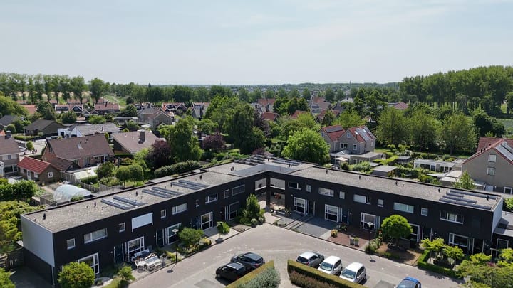 Photo 21 of Lindenberghstraat 17