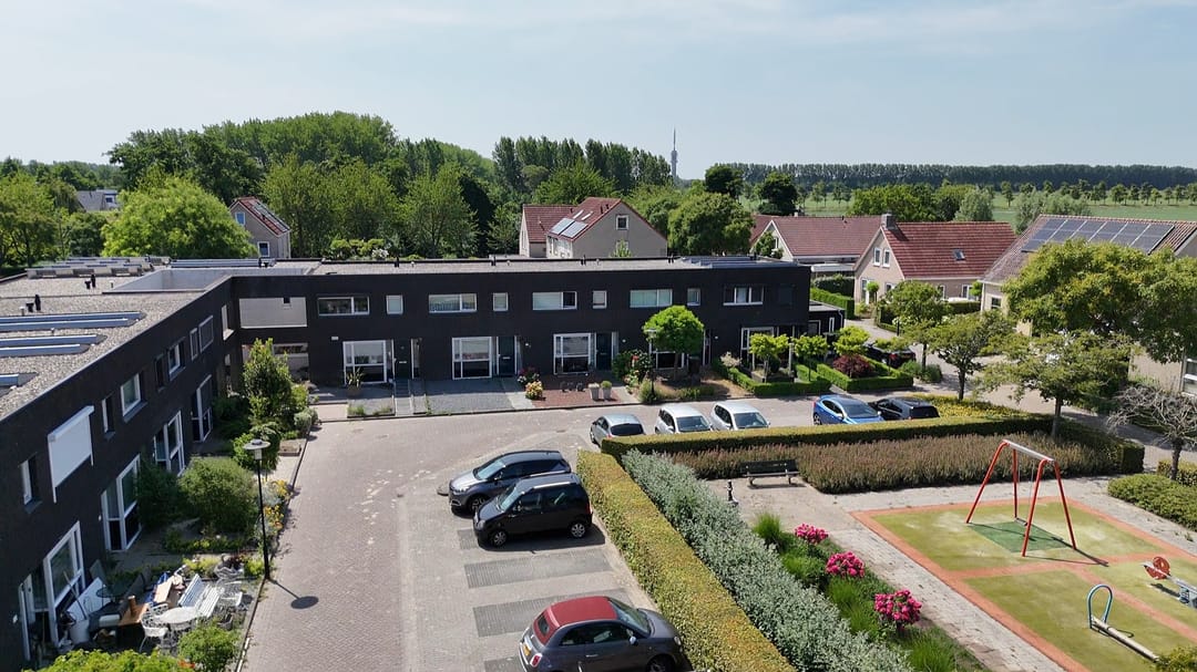 Photo 22 of Lindenberghstraat 17