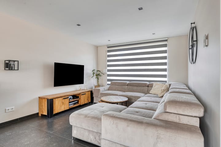 Photo 7 of Leeuwerikstraat 37