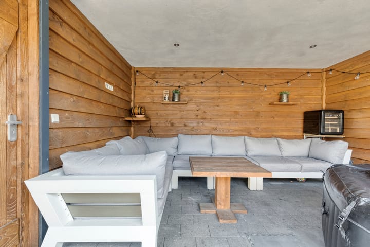 Photo 29 of Leeuwerikstraat 37