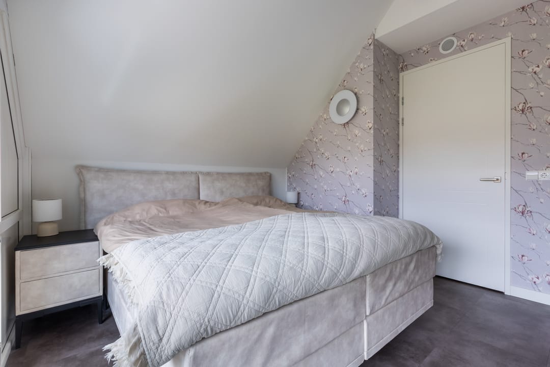 Foto 28 van Purperreiger 21