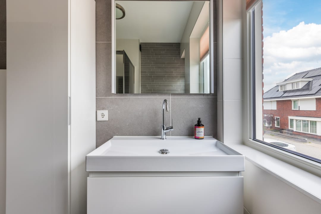 Foto 31 van Purperreiger 21