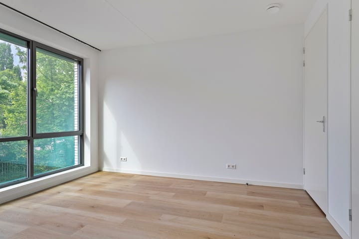 Foto 11 van Drentsestraat 8-D