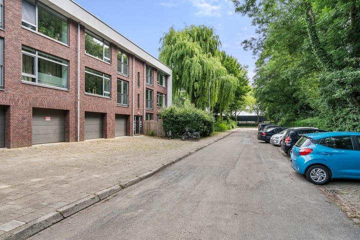 Foto 8 van Nolensstraat 2