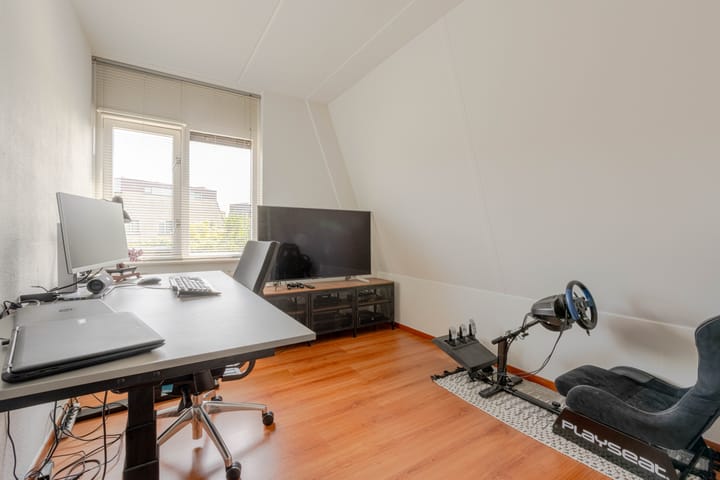 Foto 21 van Van Gaesbeekstraat 29