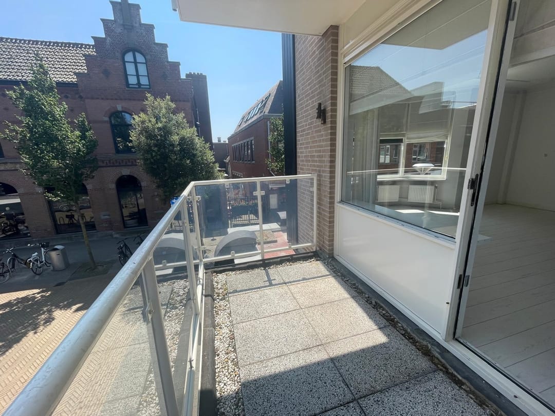 Foto 16 van Voorstraat 44-A