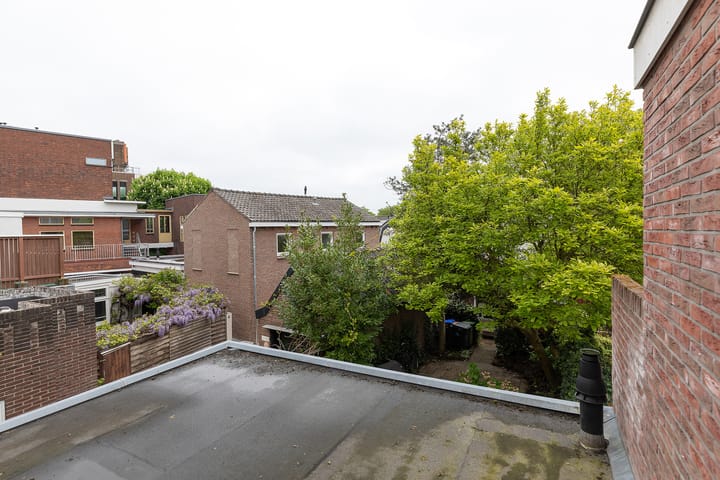 Photo 21 of Hilvertsweg 11