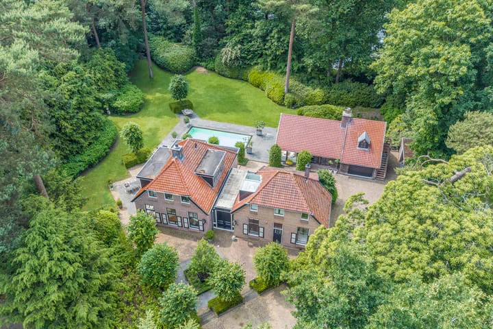 Bekijk foto van Sonnevancklaan 24