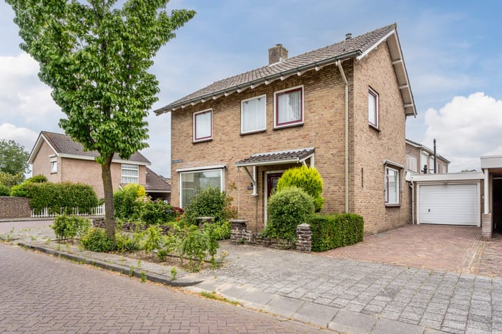 Foto 1 van Dr. Ariënsstraat 19