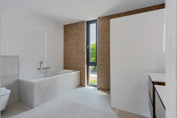 Foto 26 van Raiffeisenstraat 13