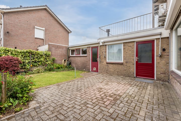 Foto 50 van Dr. Ariënsstraat 19