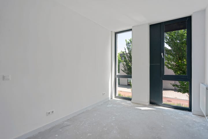 Foto 32 van Raiffeisenstraat 13