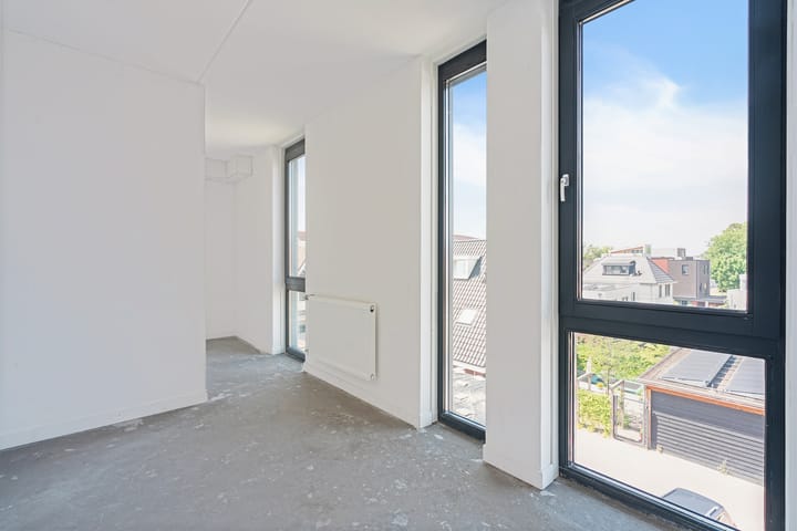 Foto 44 van Raiffeisenstraat 13