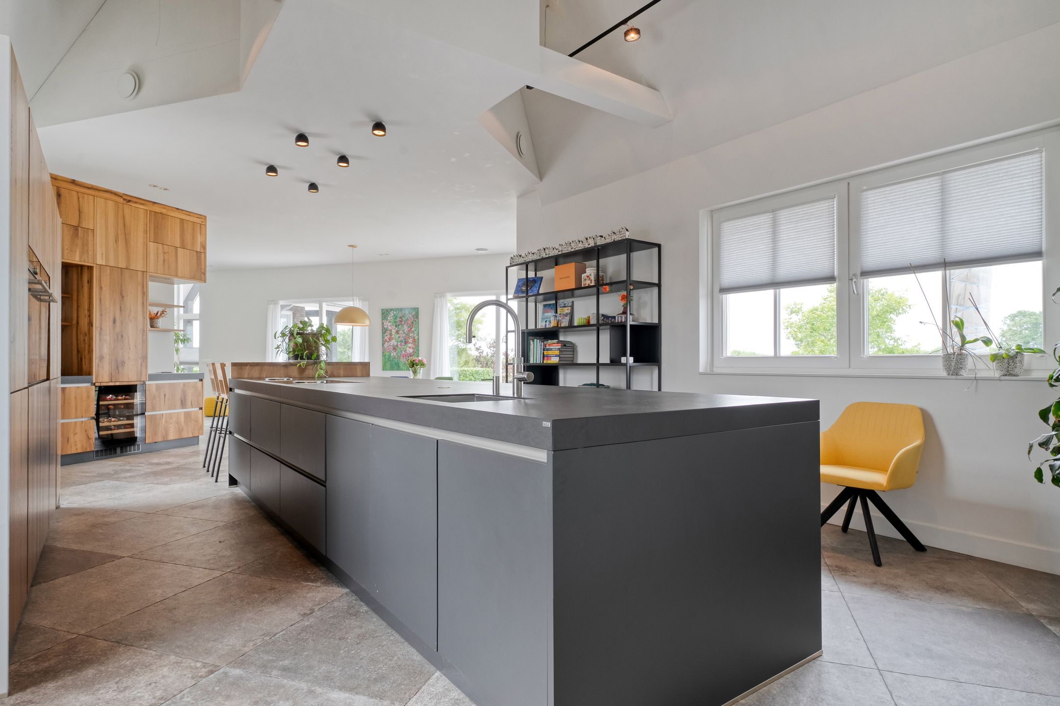 Foto 27 van Spiegel 2