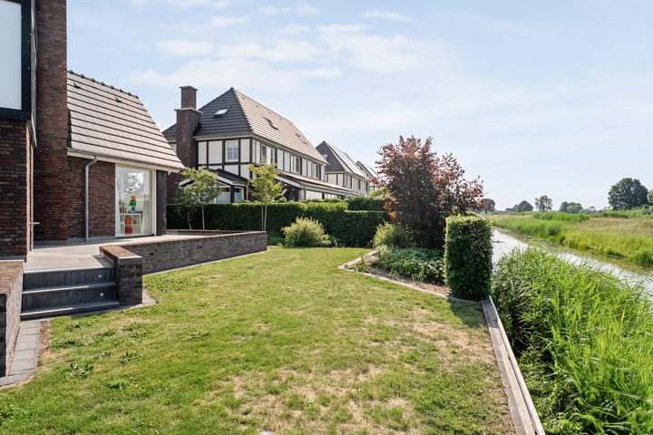 Foto 77 van Spiegel 2