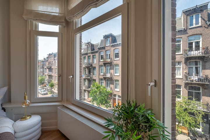 Foto 18 van Valeriusstraat 245-2